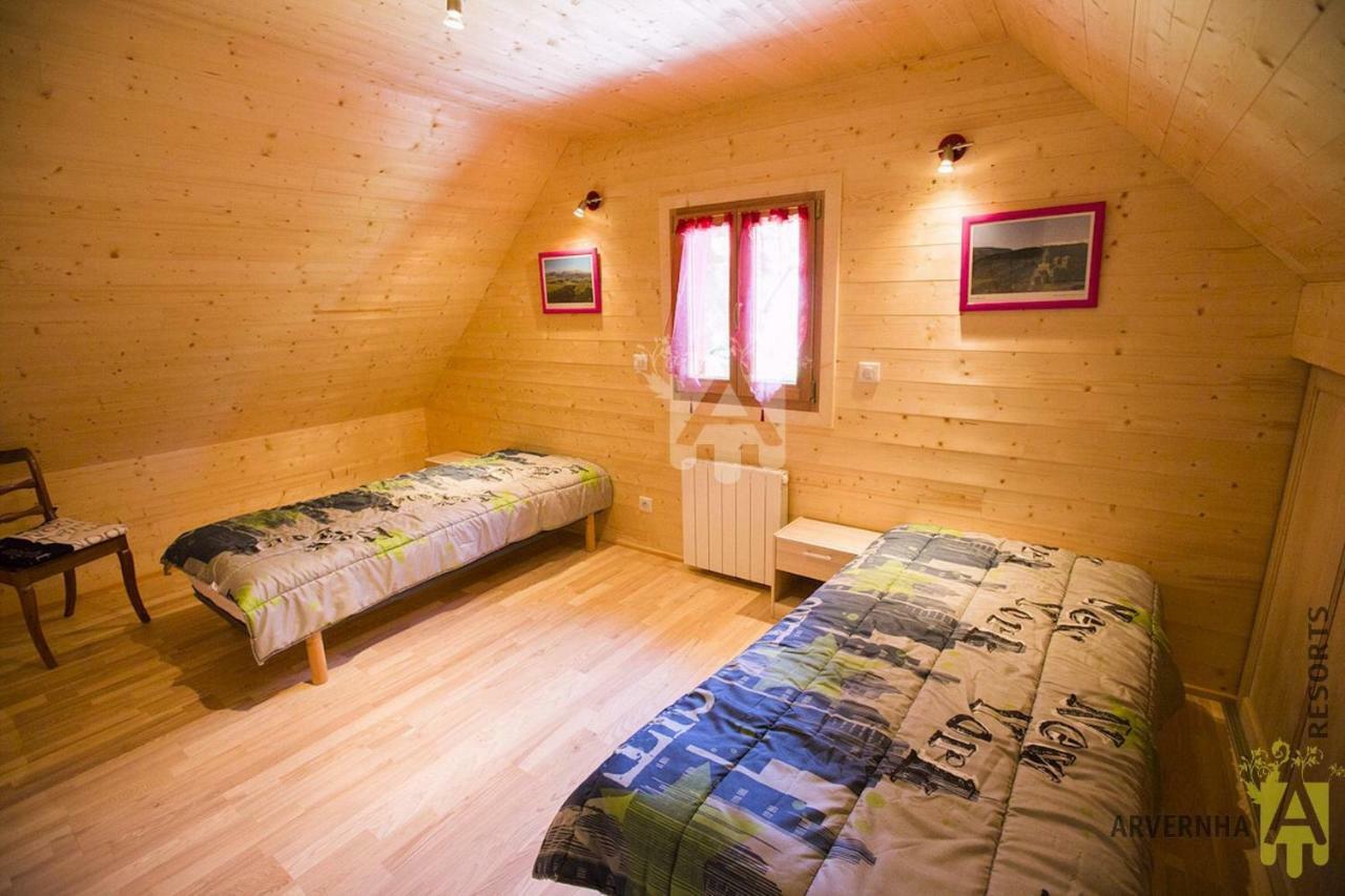 Chalet Des Noisettes Murol Εξωτερικό φωτογραφία